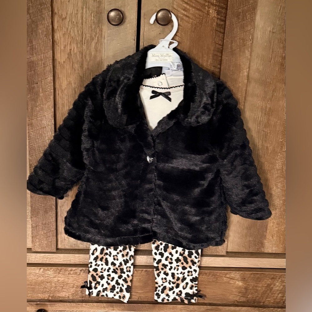 Mini Muffin 3 Piece Toddler Outfit Size 24 Months